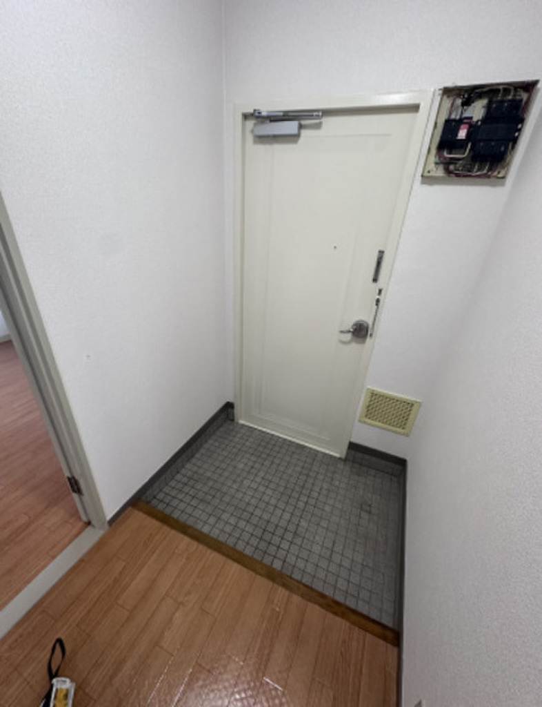 (7/22) 玄関 (7/22) 玄関