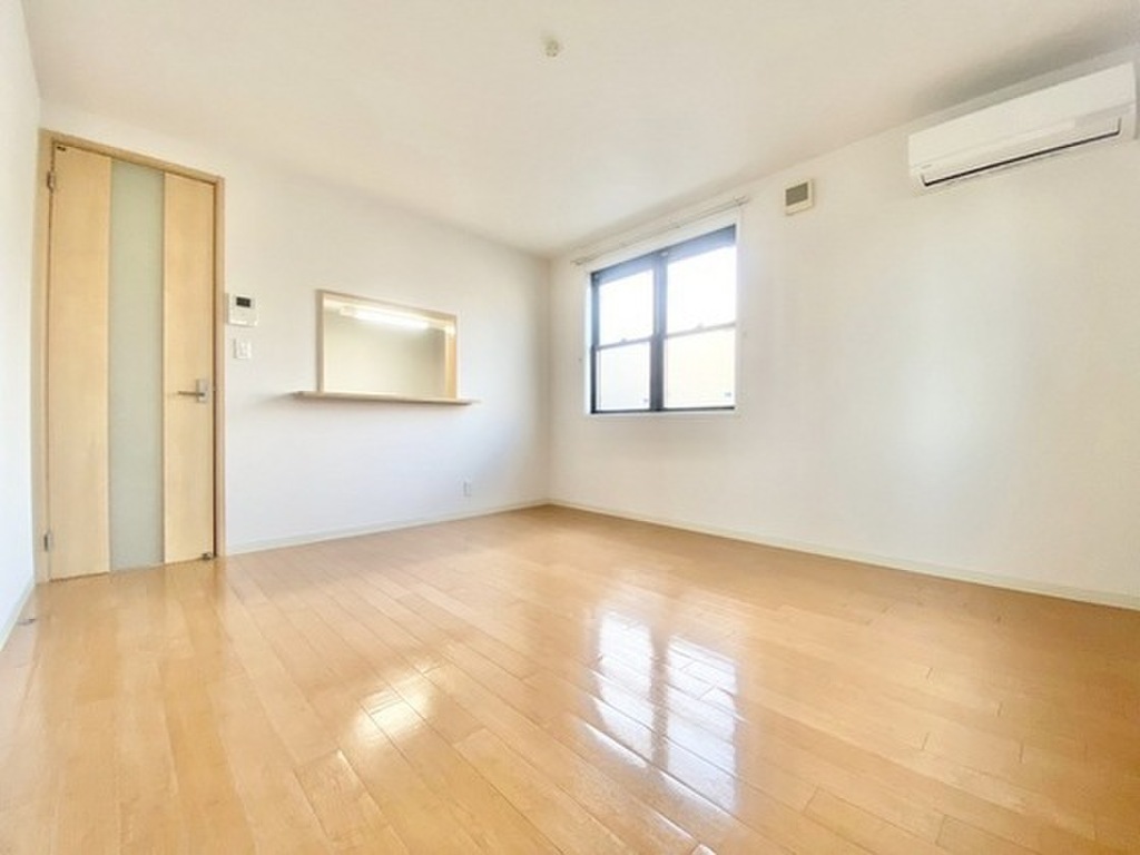 (2/19) 居室・リビング (2/19) 居室・リビング