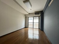 カルティエ城北通り