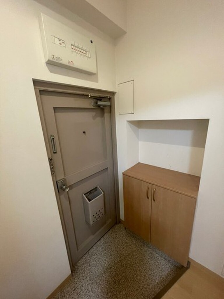 (11/23) 玄関 (11/23) 玄関