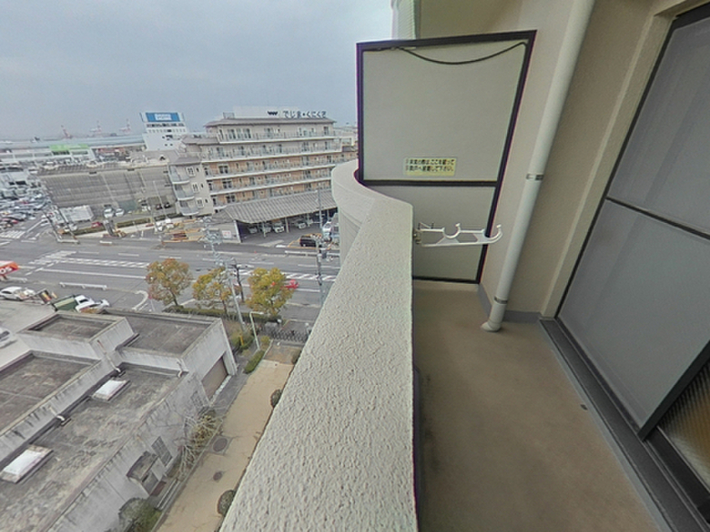 (2/22) バルコニー