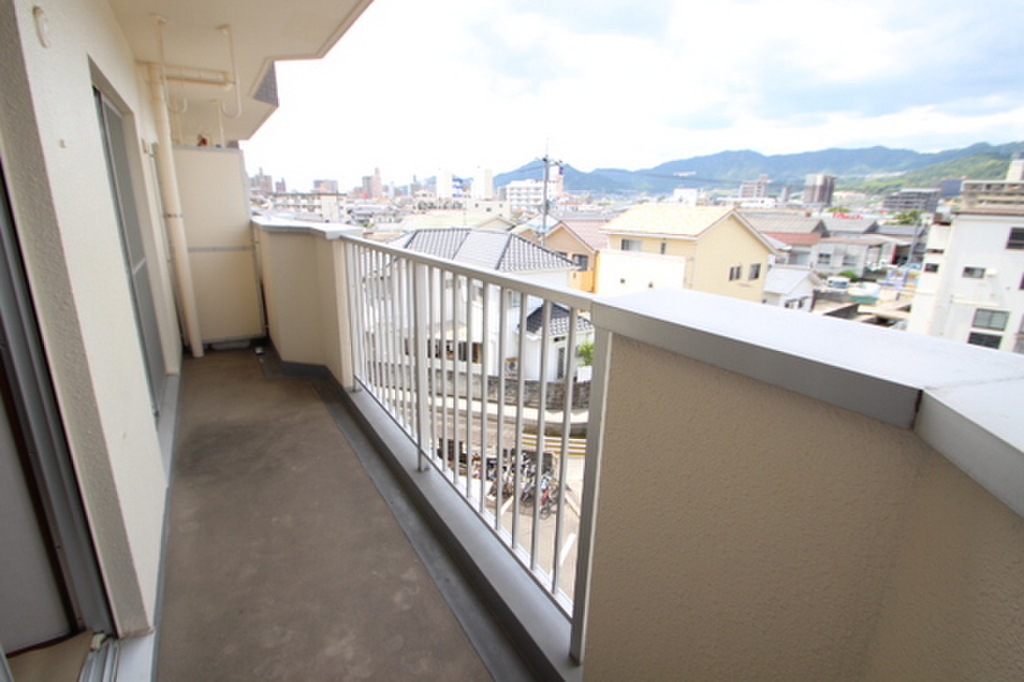 (8/25) バルコニー