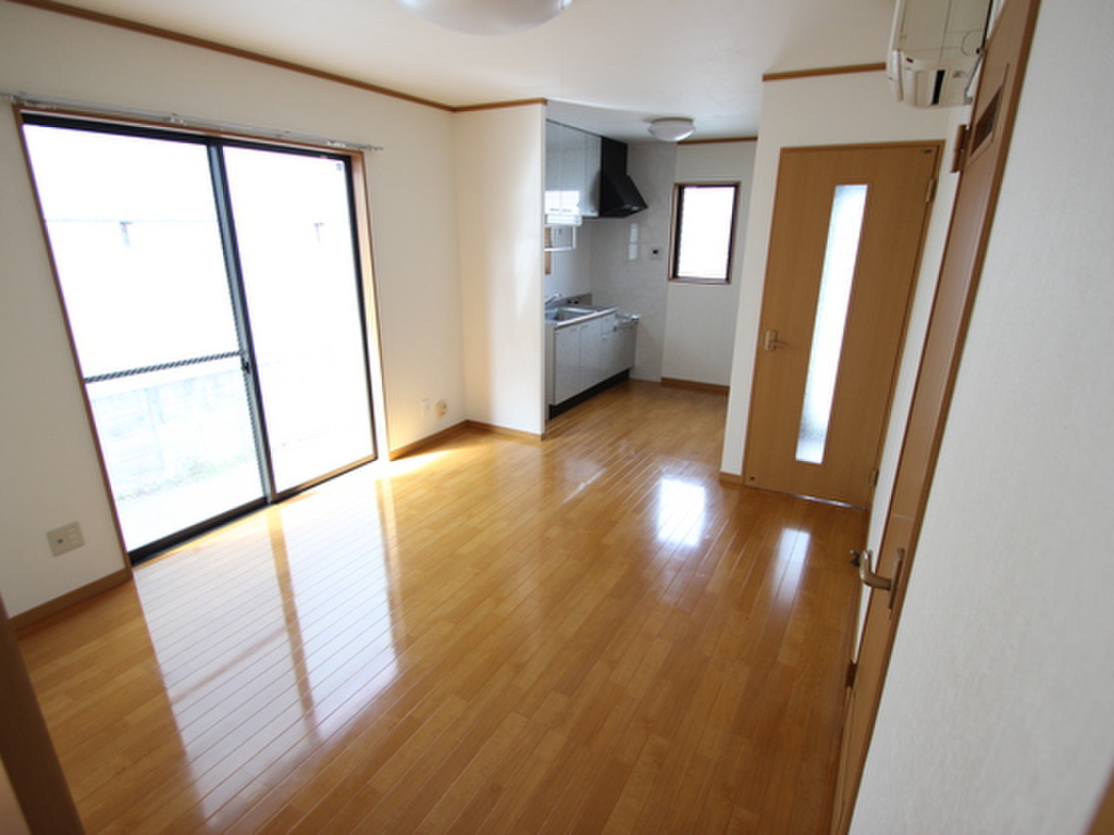 (2/21) 居室・リビング (2/21) 居室・リビング