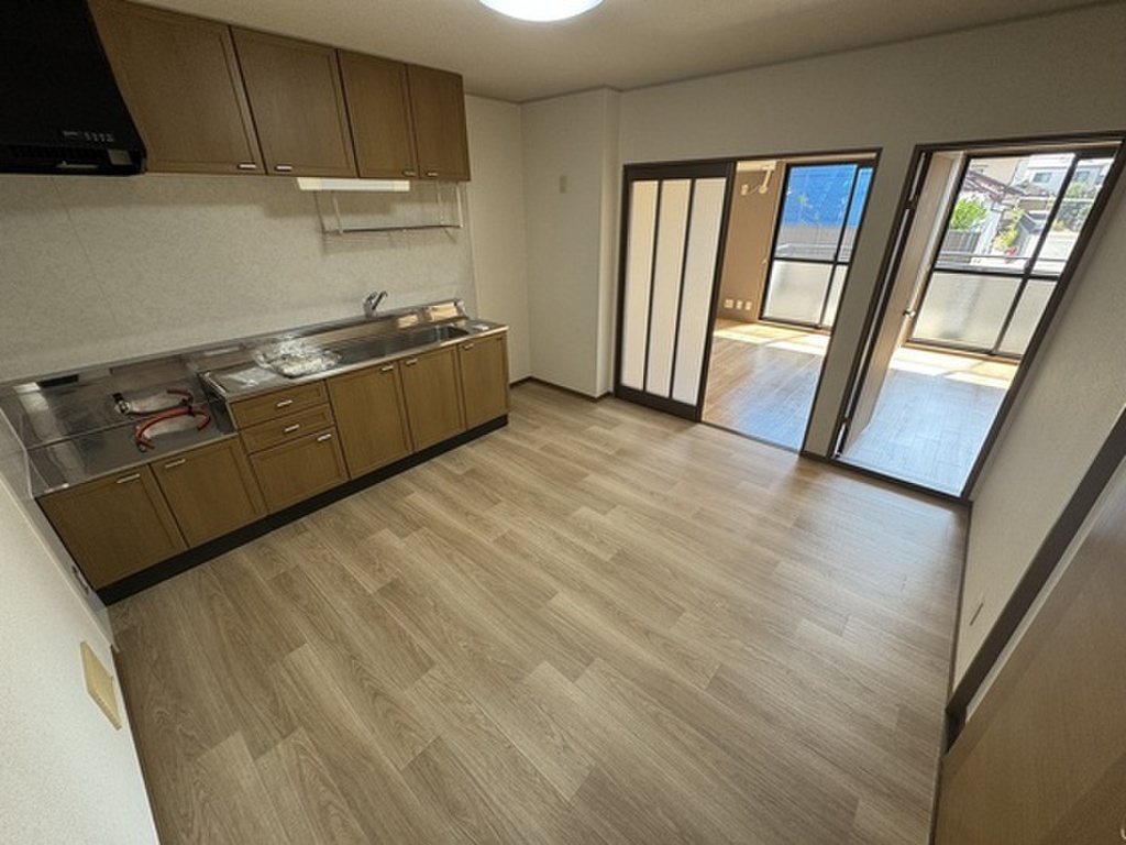 (2/24) 居室・リビング (2/24) 居室・リビング