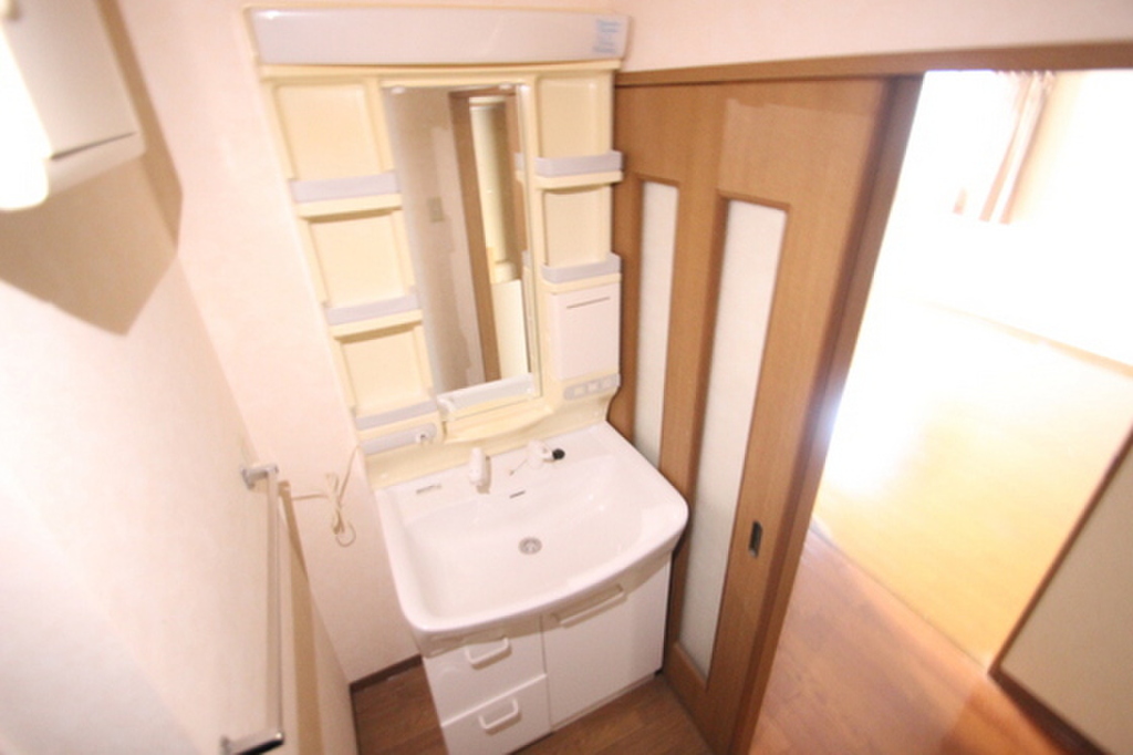 (5/23) 洗面所 (5/23) 洗面所