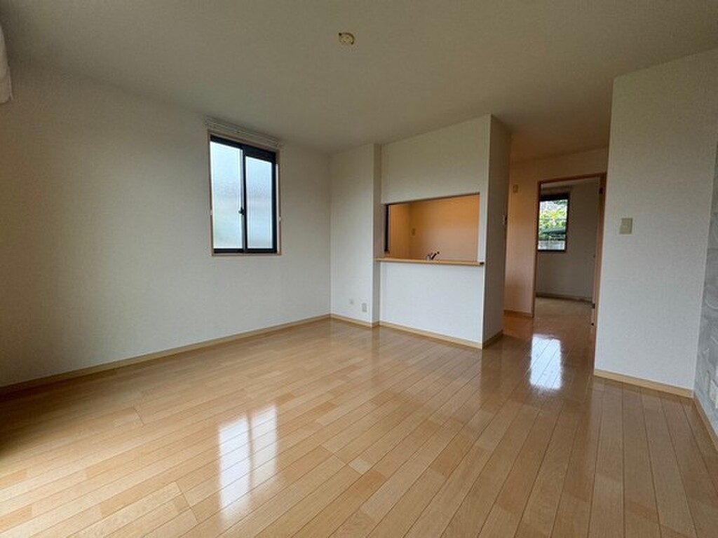 (2/20) 居室・リビング (2/20) 居室・リビング