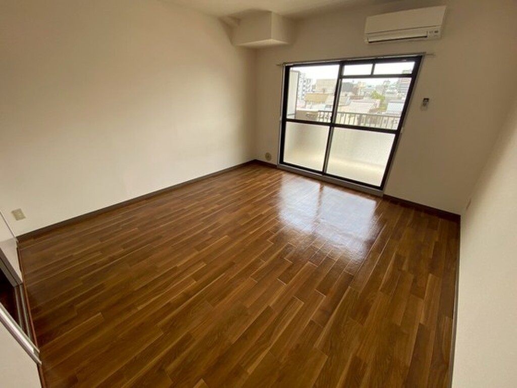 (2/25) 居室・リビング (2/25) 居室・リビング