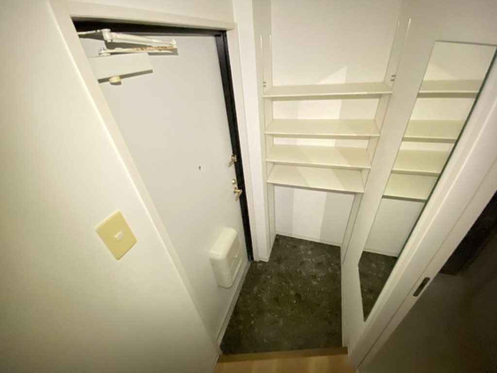 (14/22) 玄関 (14/22) 玄関