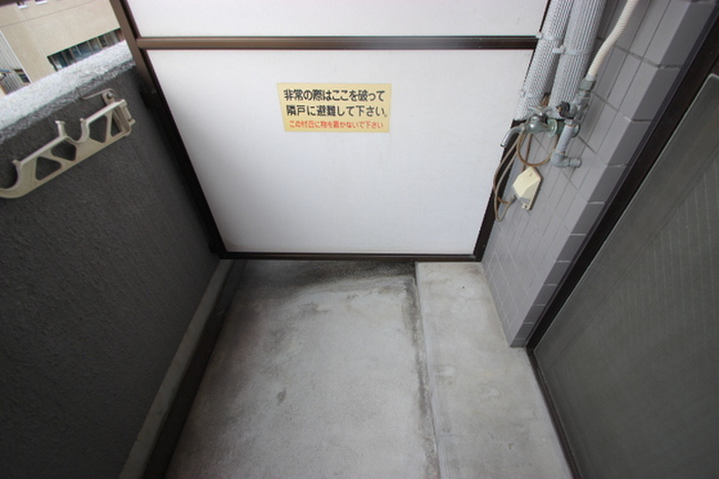 (13/25) ※別部屋の写真です