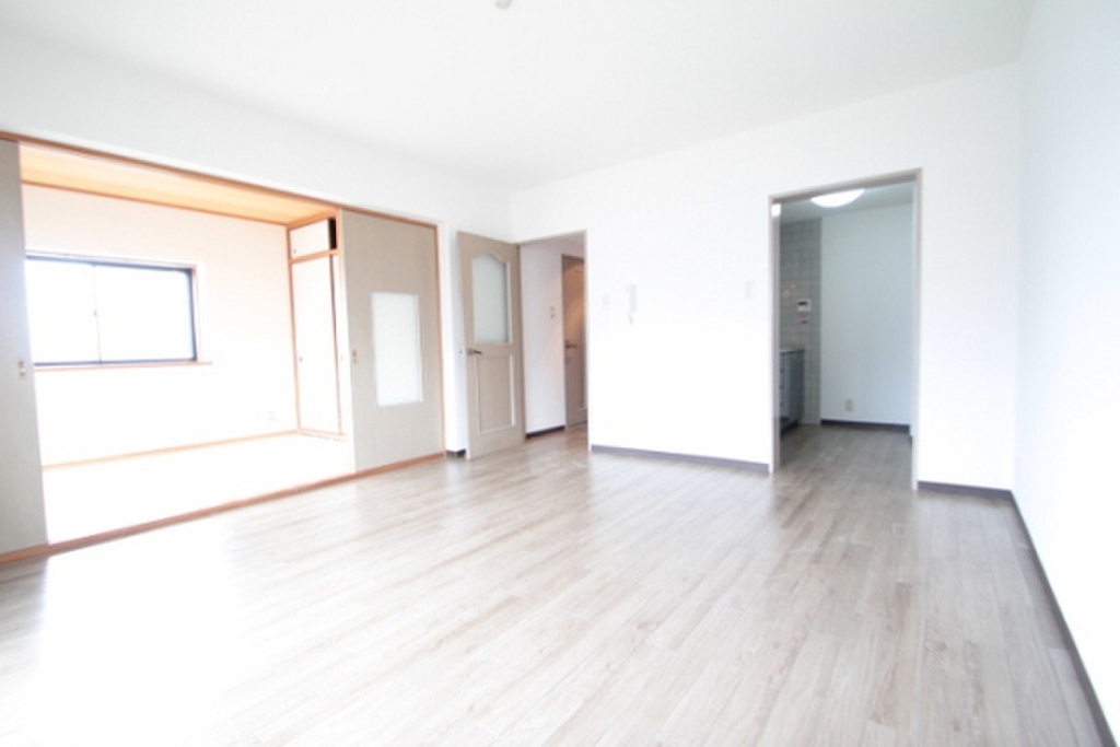 (2/31) 居室・リビング (2/31) 居室・リビング