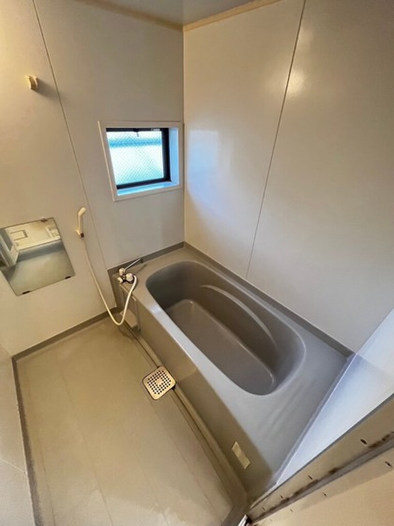 (15/27) バス (15/27) バス