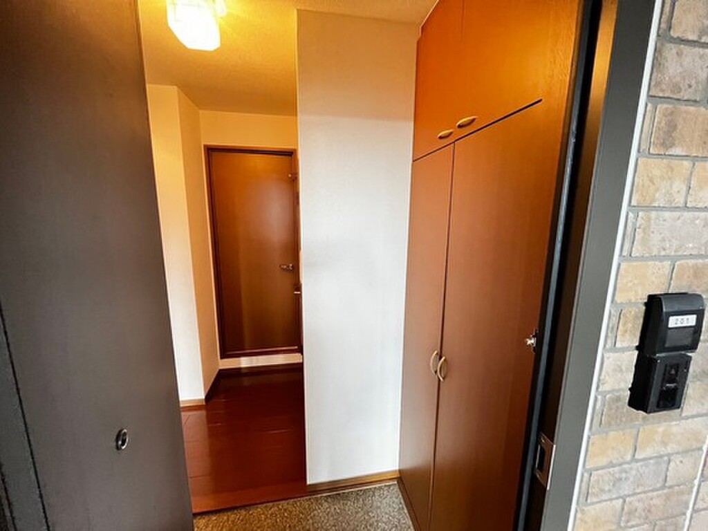 (9/27) 玄関 (9/27) 玄関