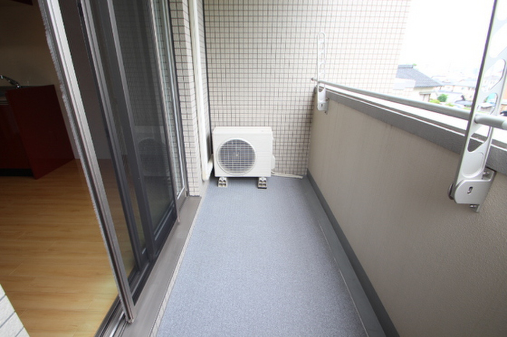 (12/32) バルコニー