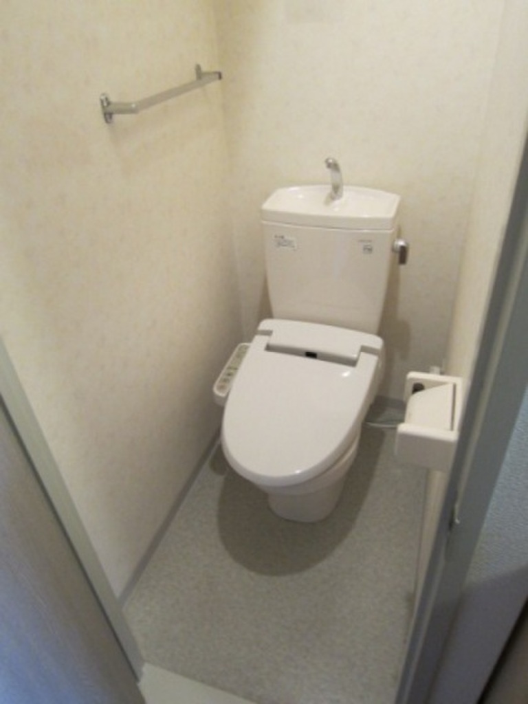 (5/22) トイレ (5/22) トイレ