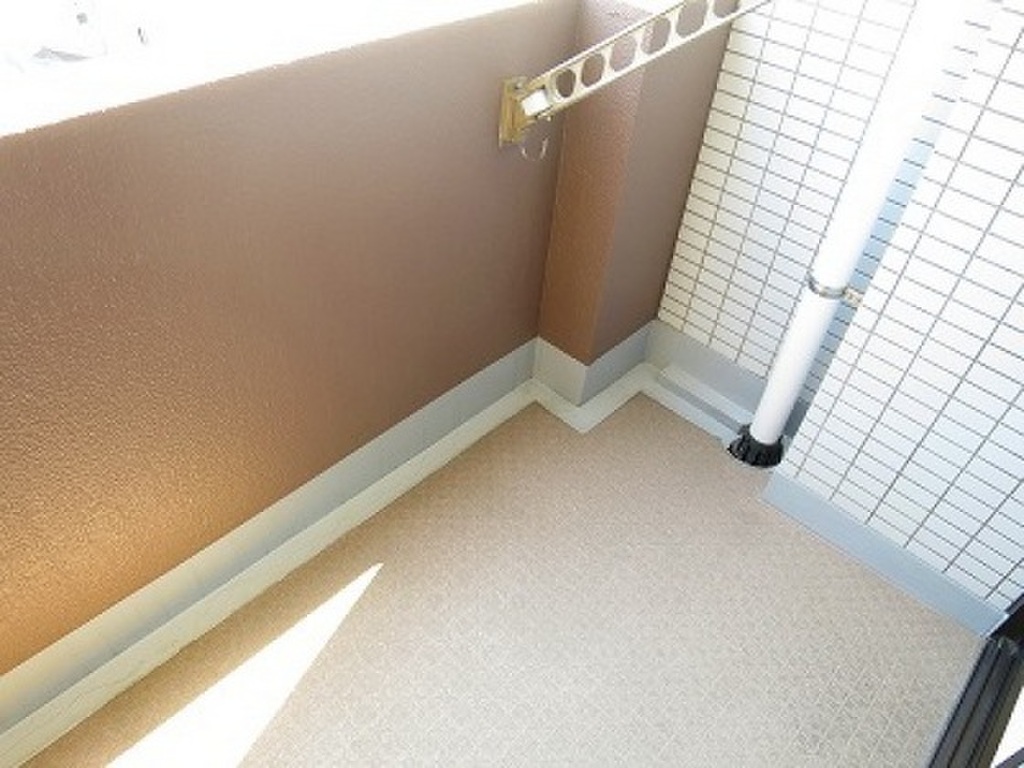 (11/21) バルコニー (11/21) バルコニー