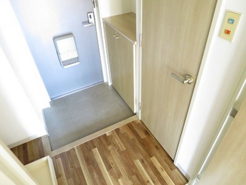 (7/21) 玄関 (7/21) 玄関