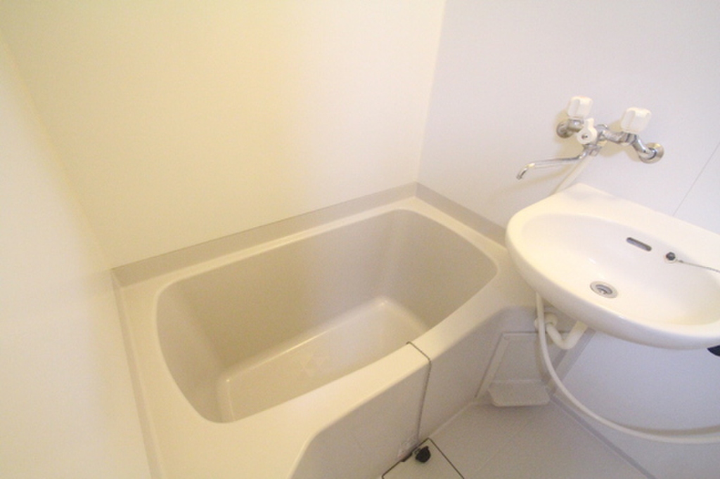 (4/21) ※別号室の写真です (4/21) ※別号室の写真です