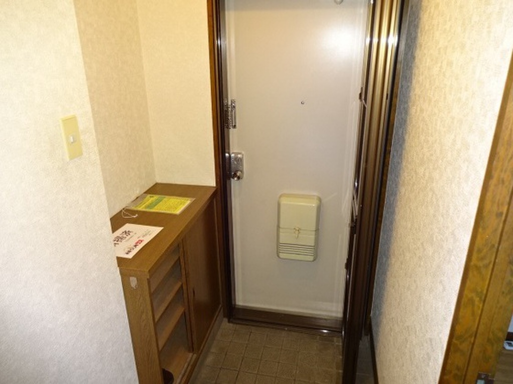 (11/18) 玄関 (11/18) 玄関