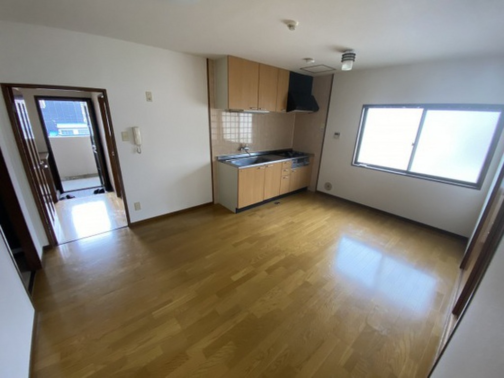 (2/18) 居室・リビング (2/18) 居室・リビング