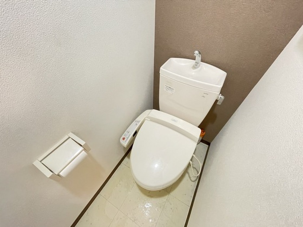 (5/20) トイレ (5/20) トイレ