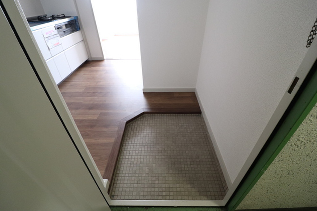 (11/21) 玄関 (11/21) 玄関