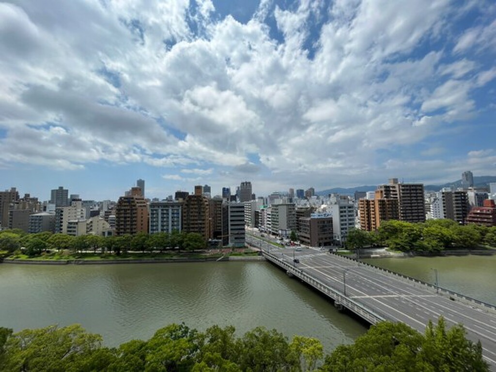 (10/24) 眺望 (10/24) 眺望