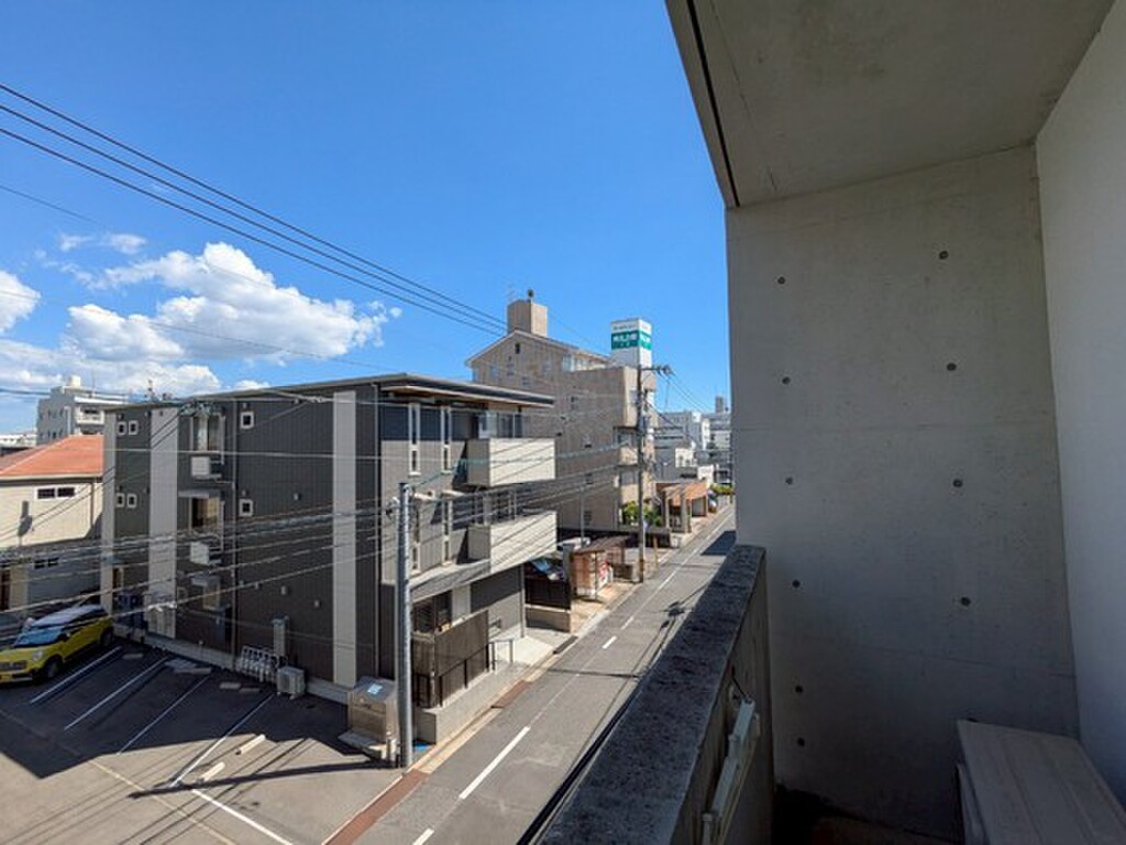 (13/28) 眺望 (13/28) 眺望