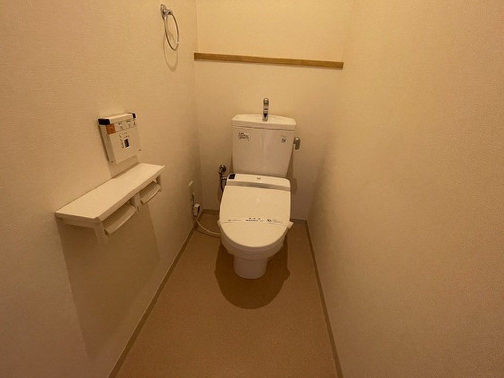 (5/25) トイレ (5/25) トイレ