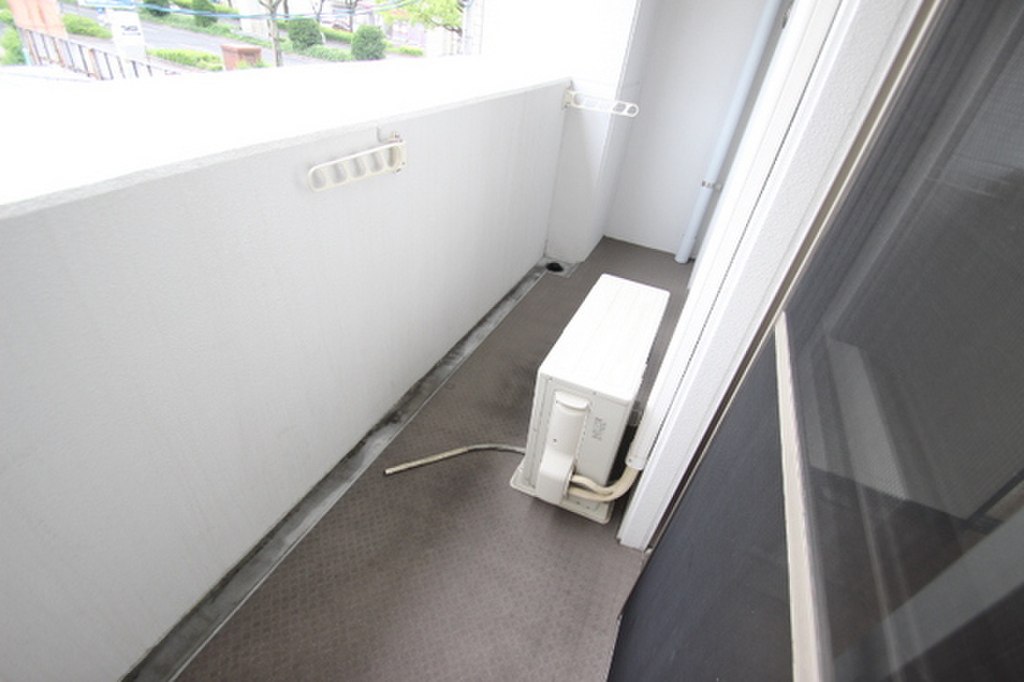 (13/22) バルコニー