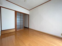 中高下ビル