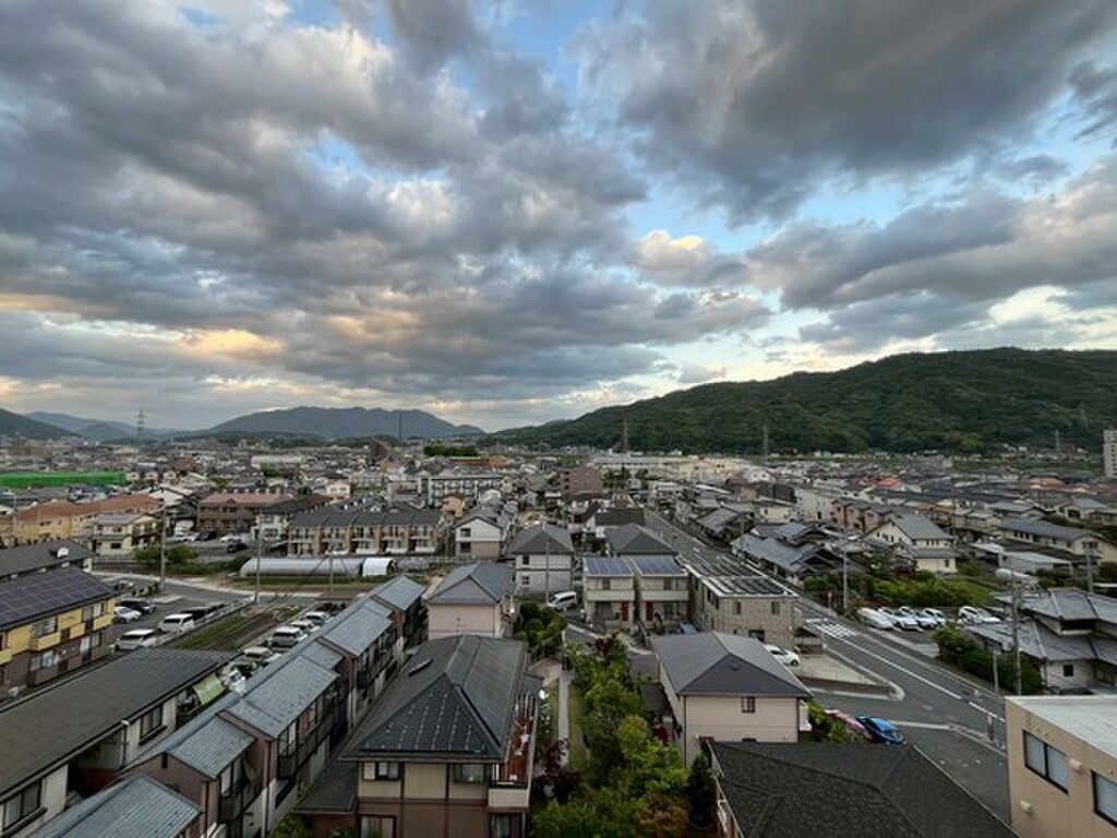 (13/25) ※別部屋の写真です