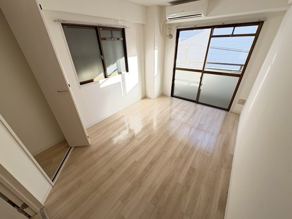 (2/20) 居室・リビング (2/20) 居室・リビング