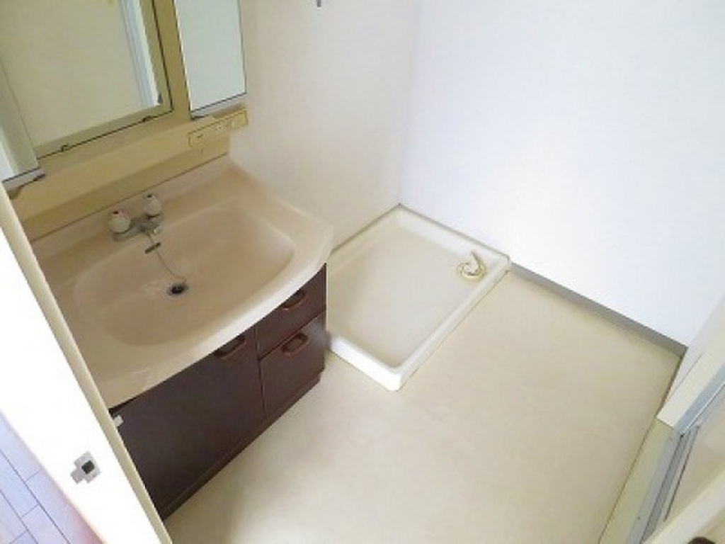 (6/18) 洗面所 (6/18) 洗面所