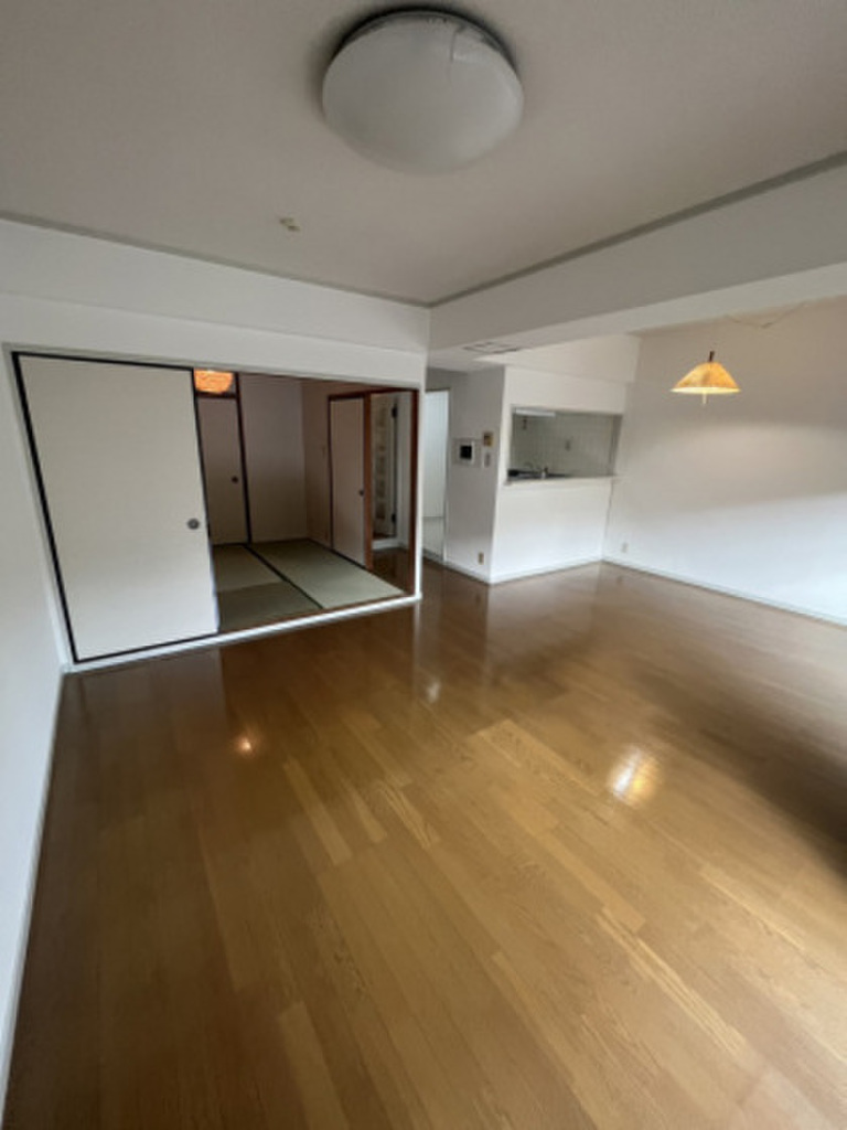 (2/21) 居室・リビング (2/21) 居室・リビング