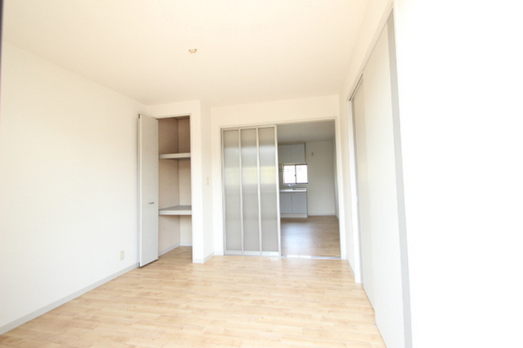 (2/25) 居室・リビング (2/25) 居室・リビング