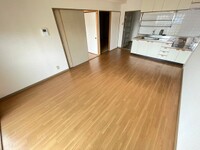 イーストプレイン