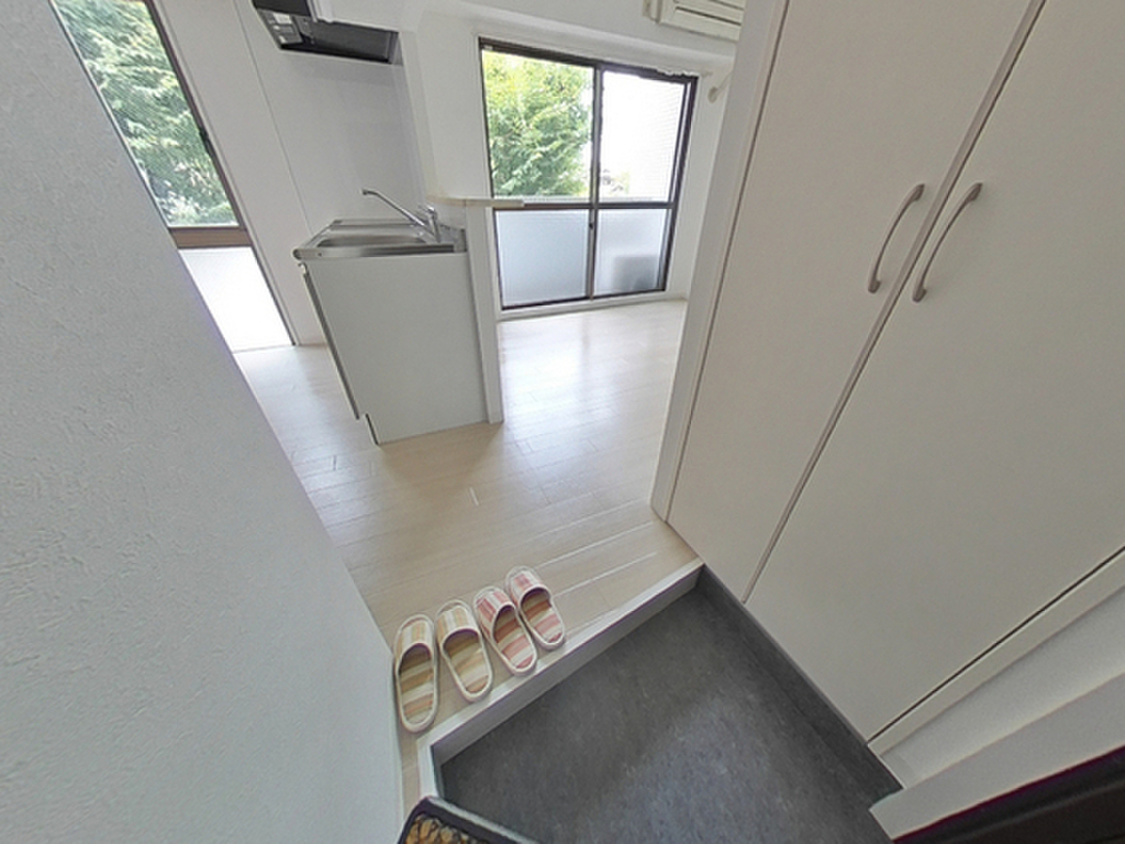 (10/20) 玄関 (10/20) 玄関