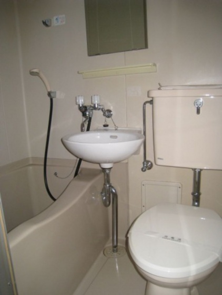 (5/25) ※別号室の写真です