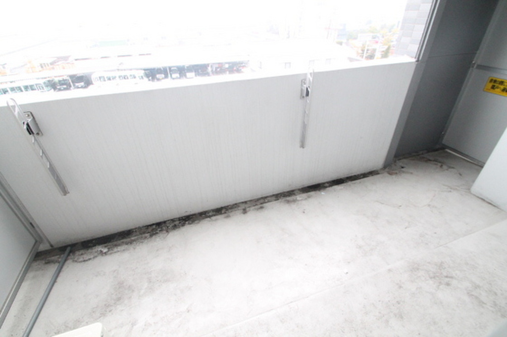 (11/22) バルコニー (11/22) バルコニー