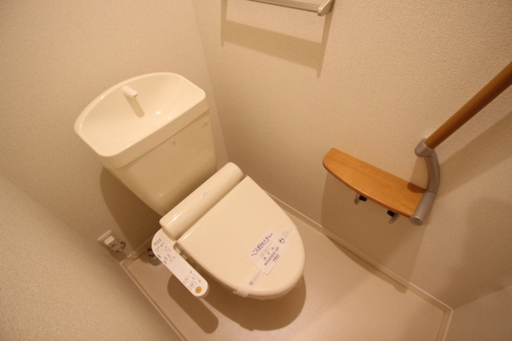 (8/23) トイレ (8/23) トイレ