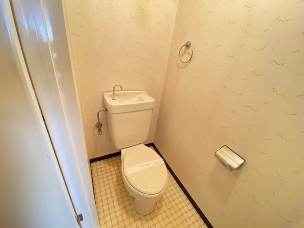 (5/13) トイレ (5/13) トイレ