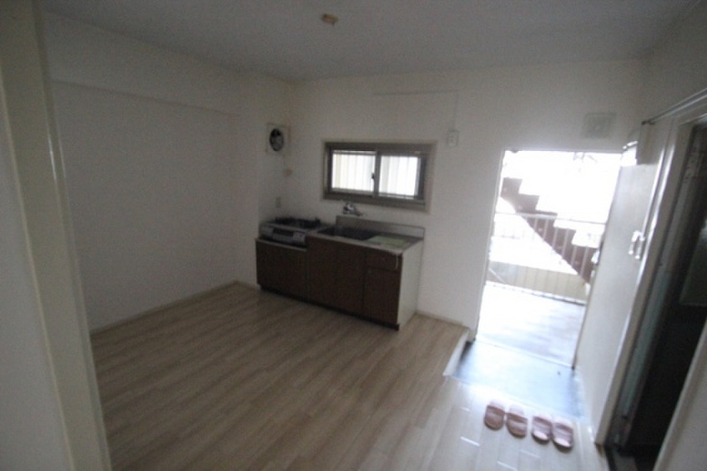 (2/27) 居室・リビング (2/27) 居室・リビング