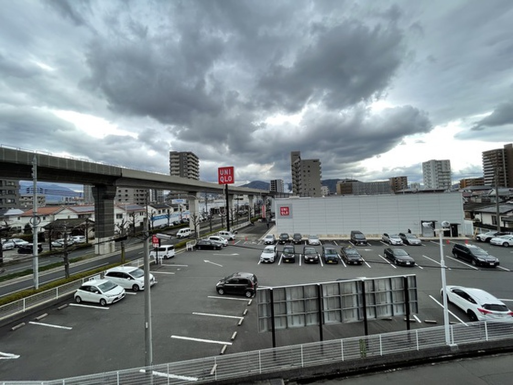 (13/23) ※別部屋の写真です