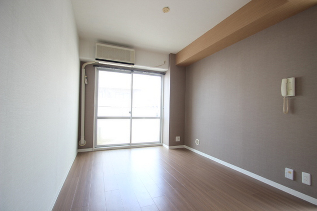 (2/23) ※別室の写真です (2/23) ※別室の写真です