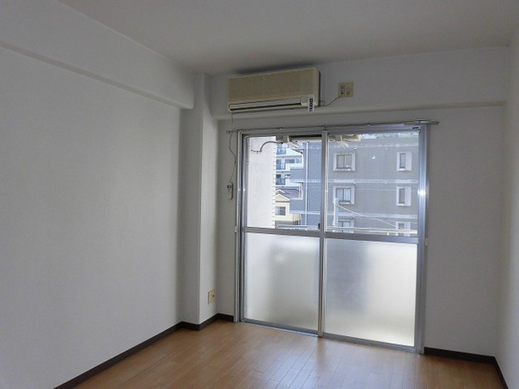 (2/22) 居室・リビング