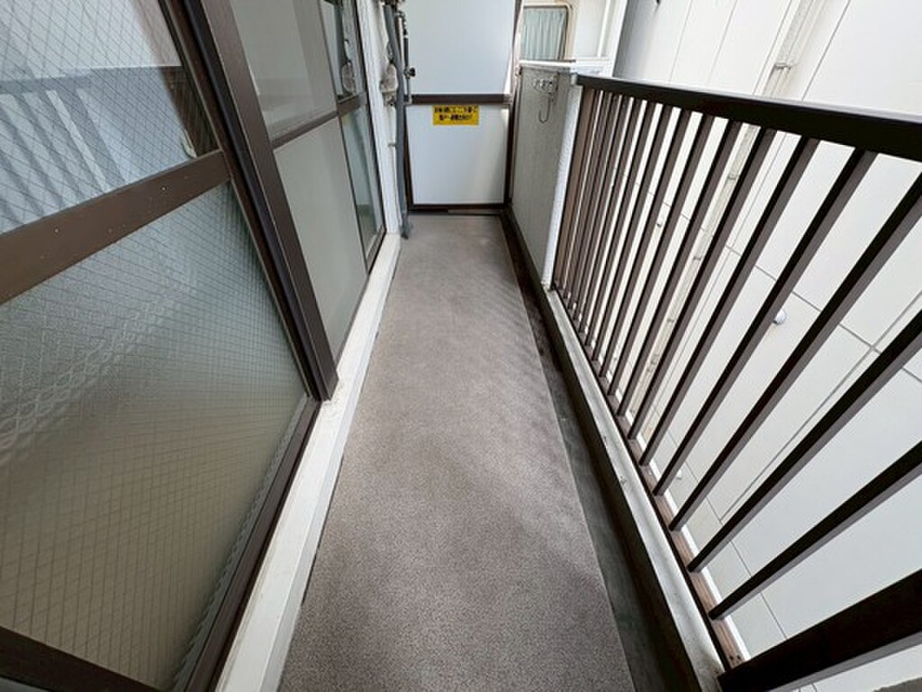 (3/22) バルコニー (3/22) バルコニー