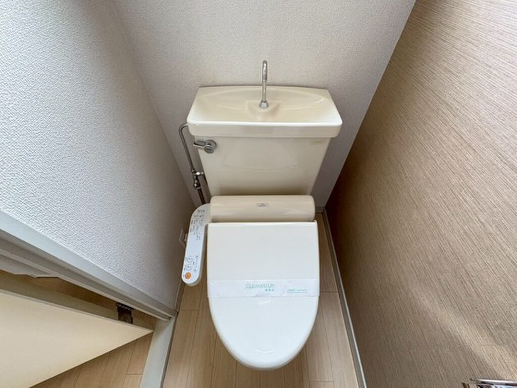 (8/22) トイレ (8/22) トイレ