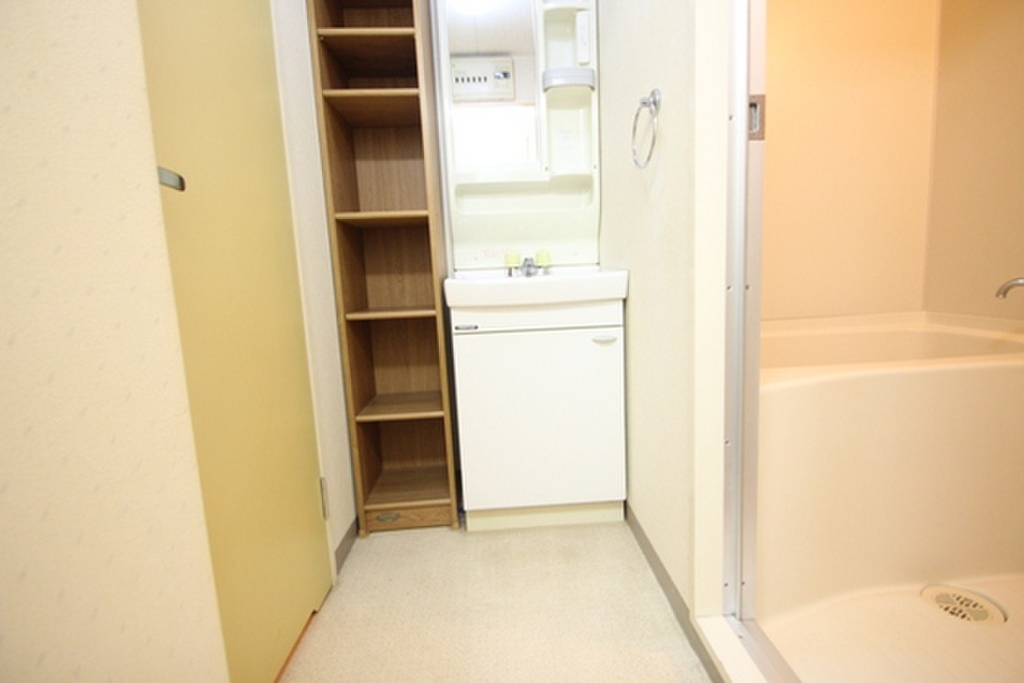 (8/23) ※別号室 (8/23) ※別号室