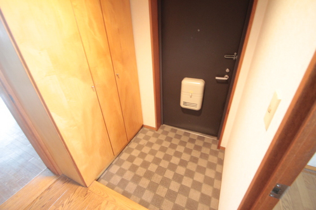 (18/28) 玄関 (18/28) 玄関