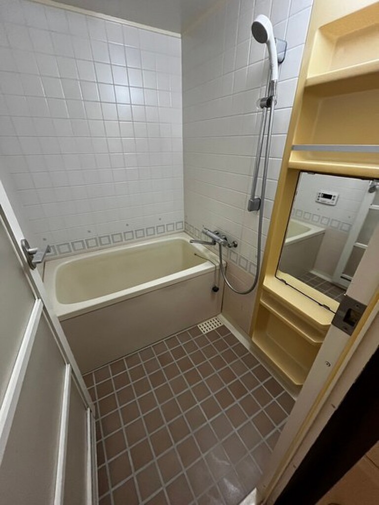 (16/29) バス (16/29) バス